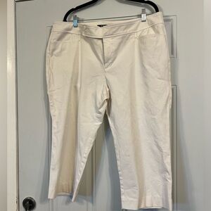 Chaps size 18W white womens capris